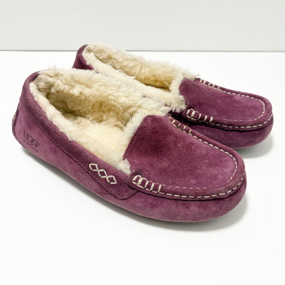 UGG Ansley Slippers Purple Suede Cream Shearling Lining Sz 7US/5.5UK